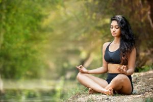 pozitii de yoga in 2 pentru copii